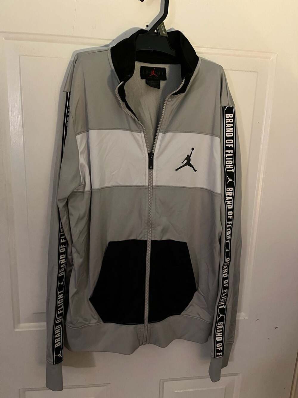 Jordan Tricot Track Jacket Size XL 13-15Y Grey White